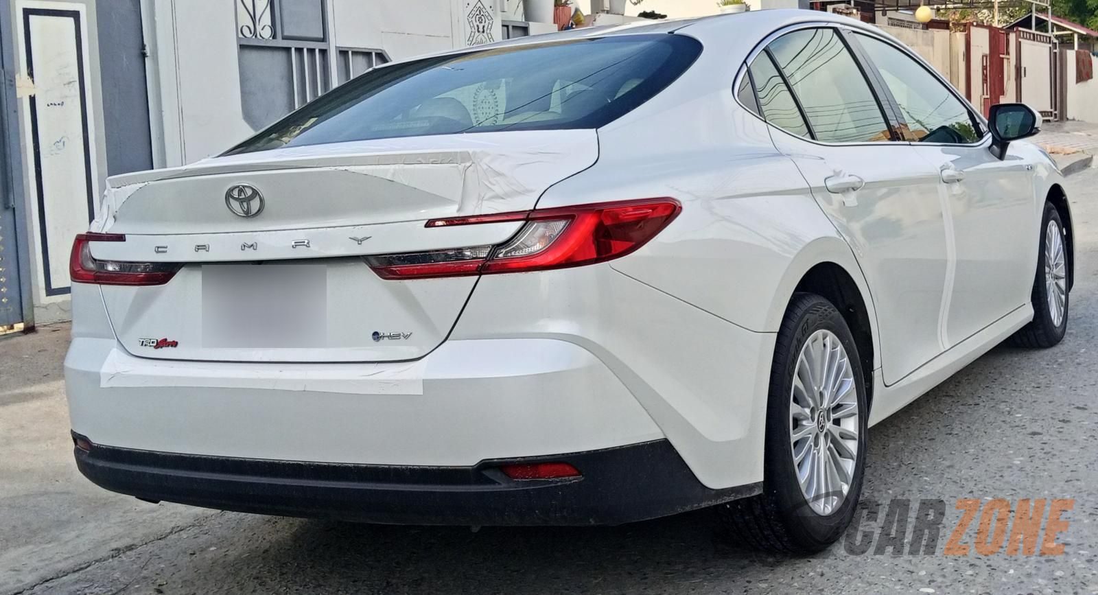 2025 تويوتا كامري إل إي thumbnail 10