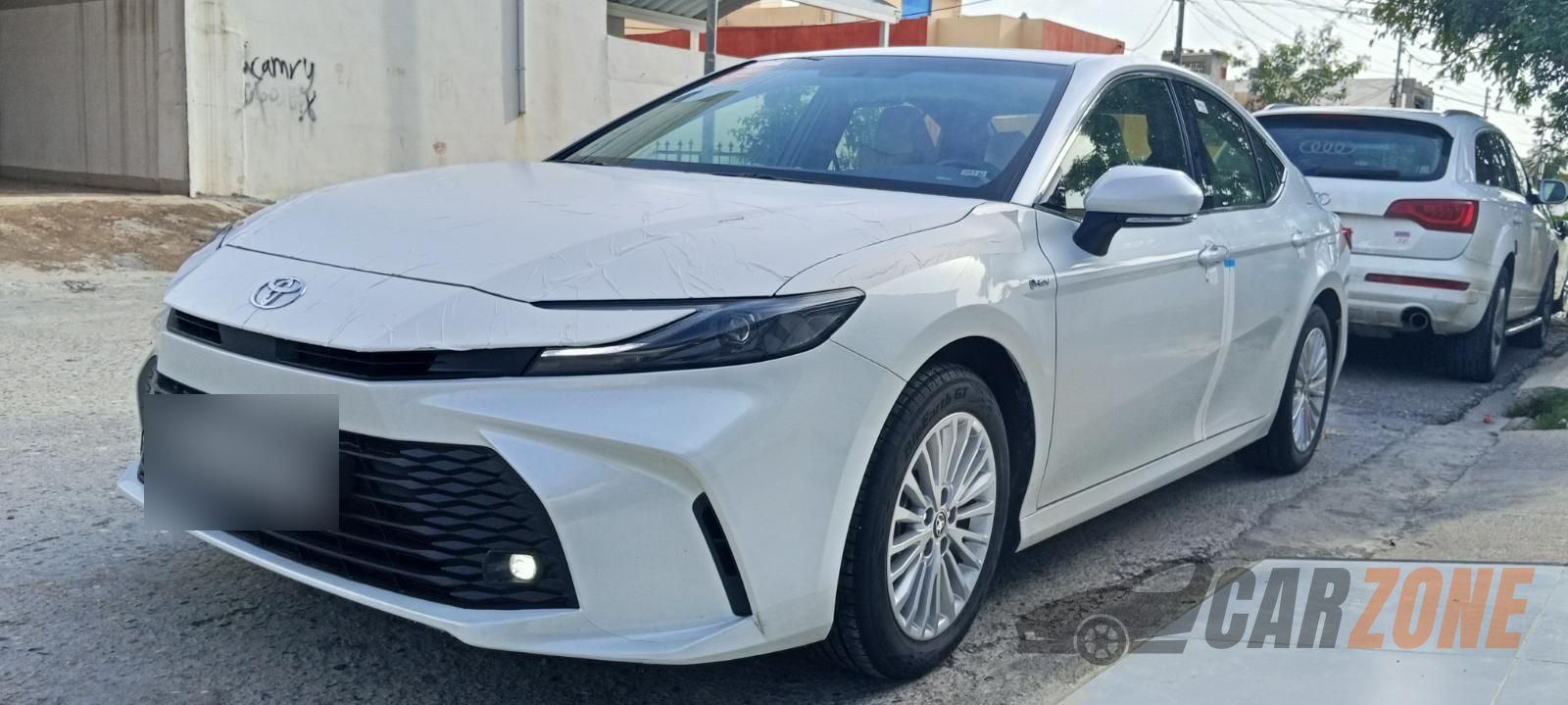 2025 تويوتا كامري إل إي thumbnail 3