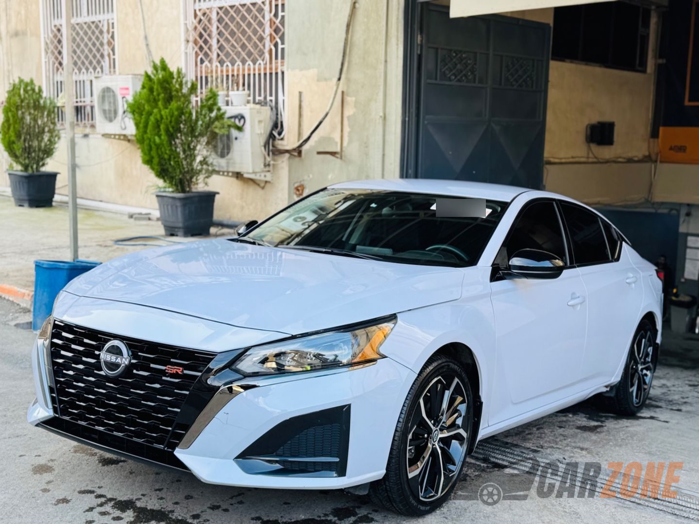 2024 Nissan Altima SR - 1