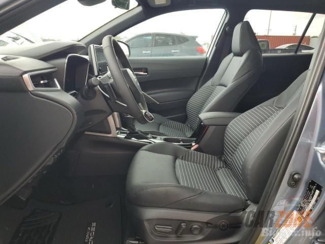 2024 تويوتا كورولا كروس XLE thumbnail 6