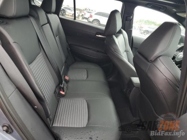 2024 تويوتا كورولا كروس XLE thumbnail 9