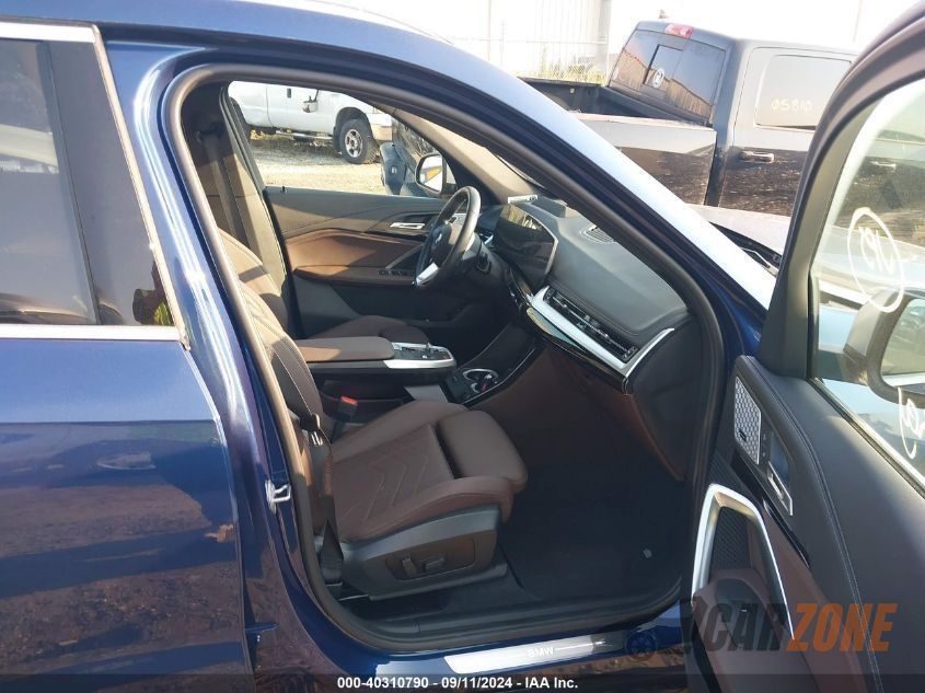 2023 بي إم دبليو اكس 1 xDrive28i thumbnail 10