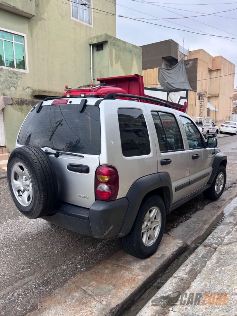 2007 جیپ لیبەرتی thumbnail 5