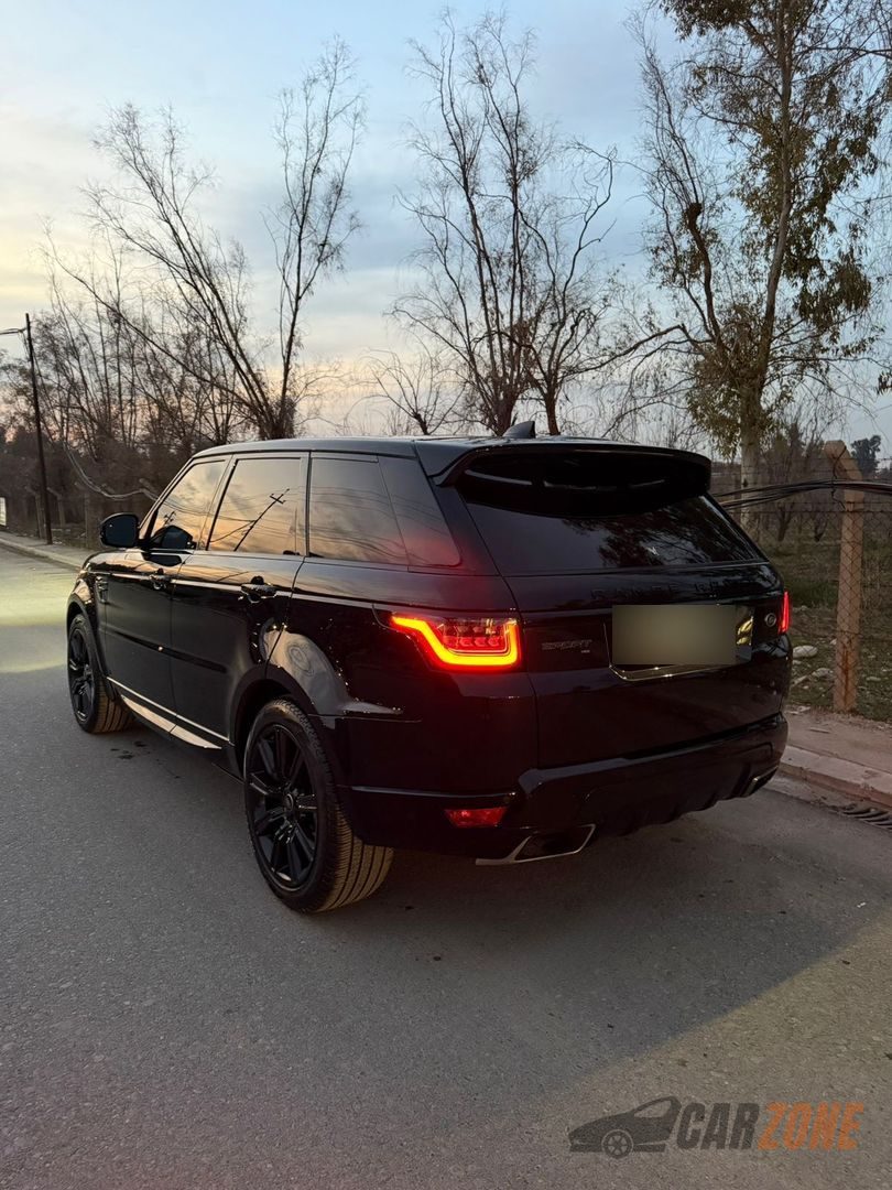 2022 Land Rover Range Rover Sport thumbnail 4