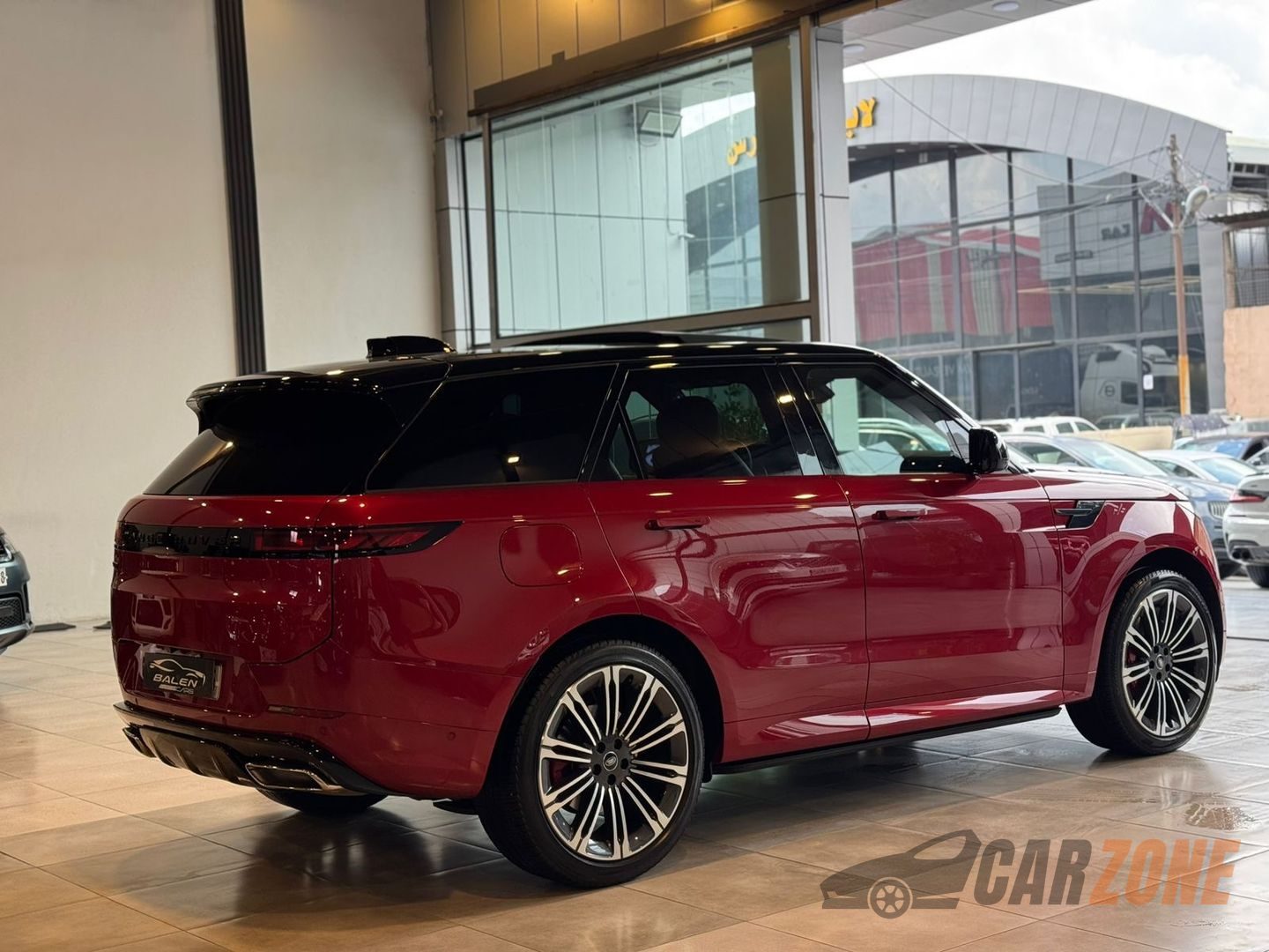 2024 لاند روفر رينج روفر سبورت thumbnail 3