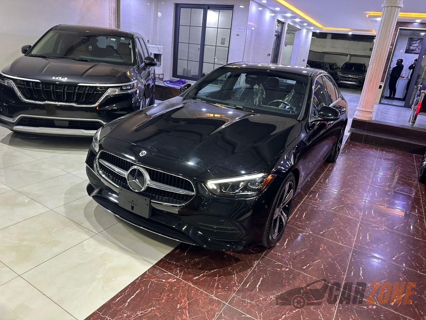 2025 Mercedes-Benz 300 thumbnail 2