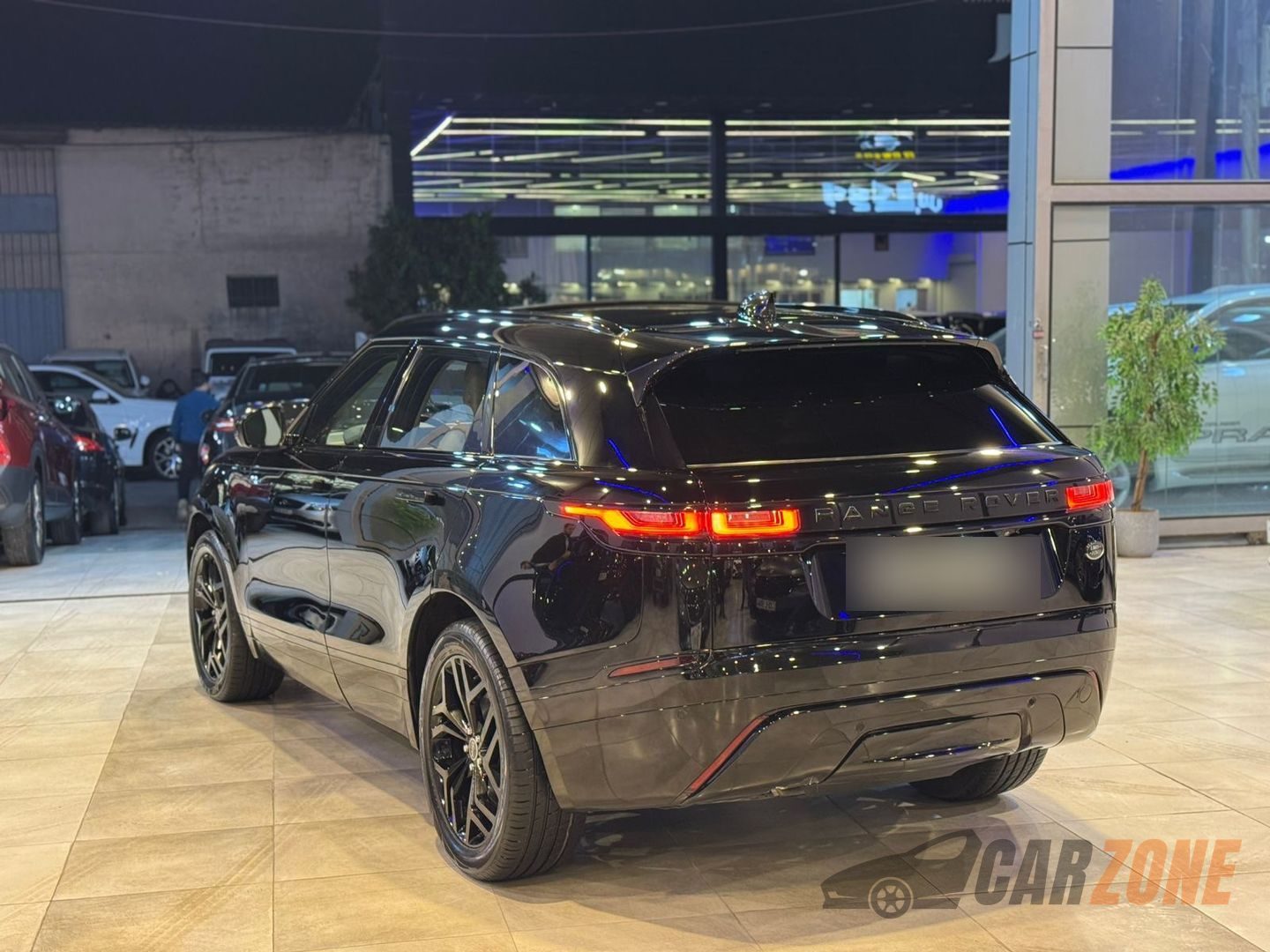 2018 لاند رۆڤەر ڕەینج ڕۆڤەر thumbnail 6