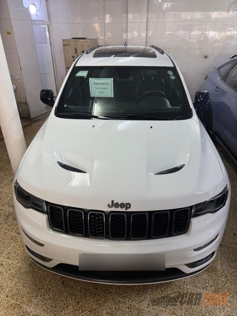2019 Jeep Cherokee Limited thumbnail 4
