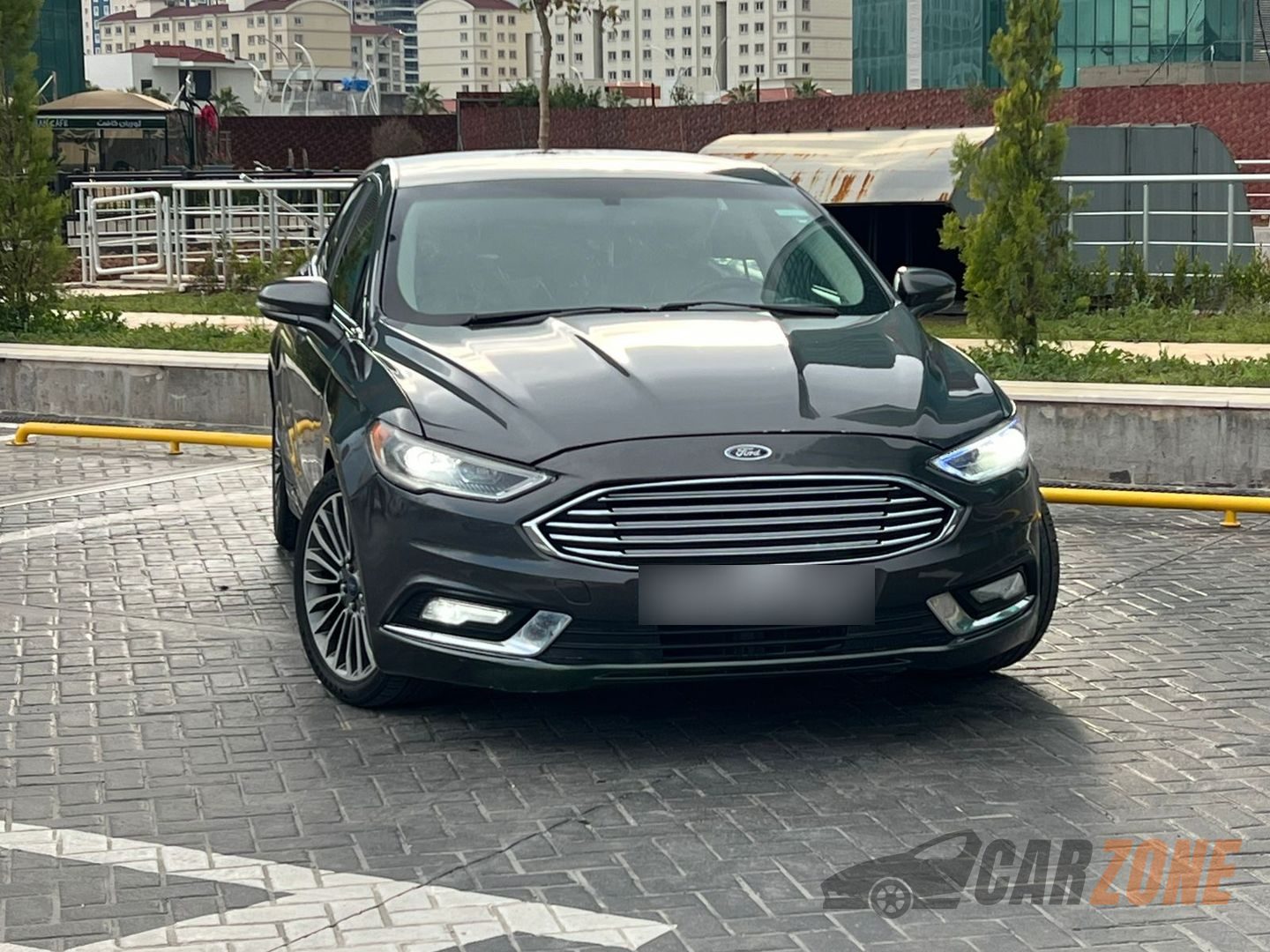 2017 Ford Fusion thumbnail 3