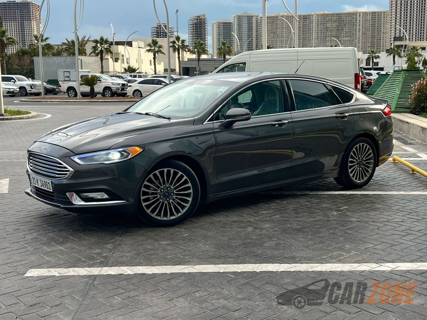 2017 Ford Fusion thumbnail 4