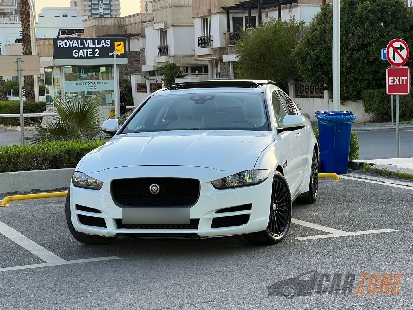 2017 جاگوار ئێکس ئی thumbnail 4