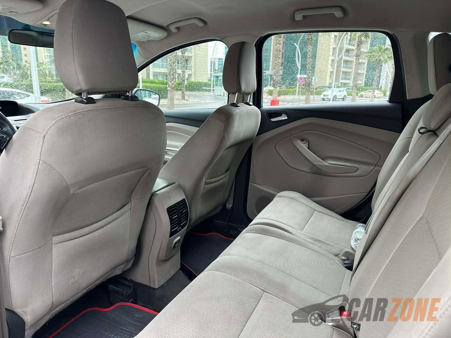 2018 فورد إسكيب thumbnail 9