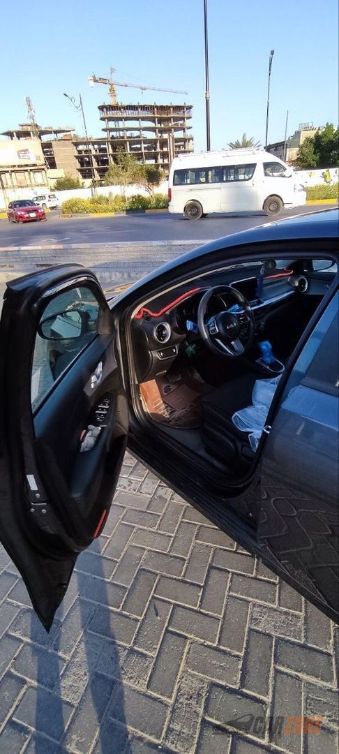 2023 Kia Forte thumbnail 6