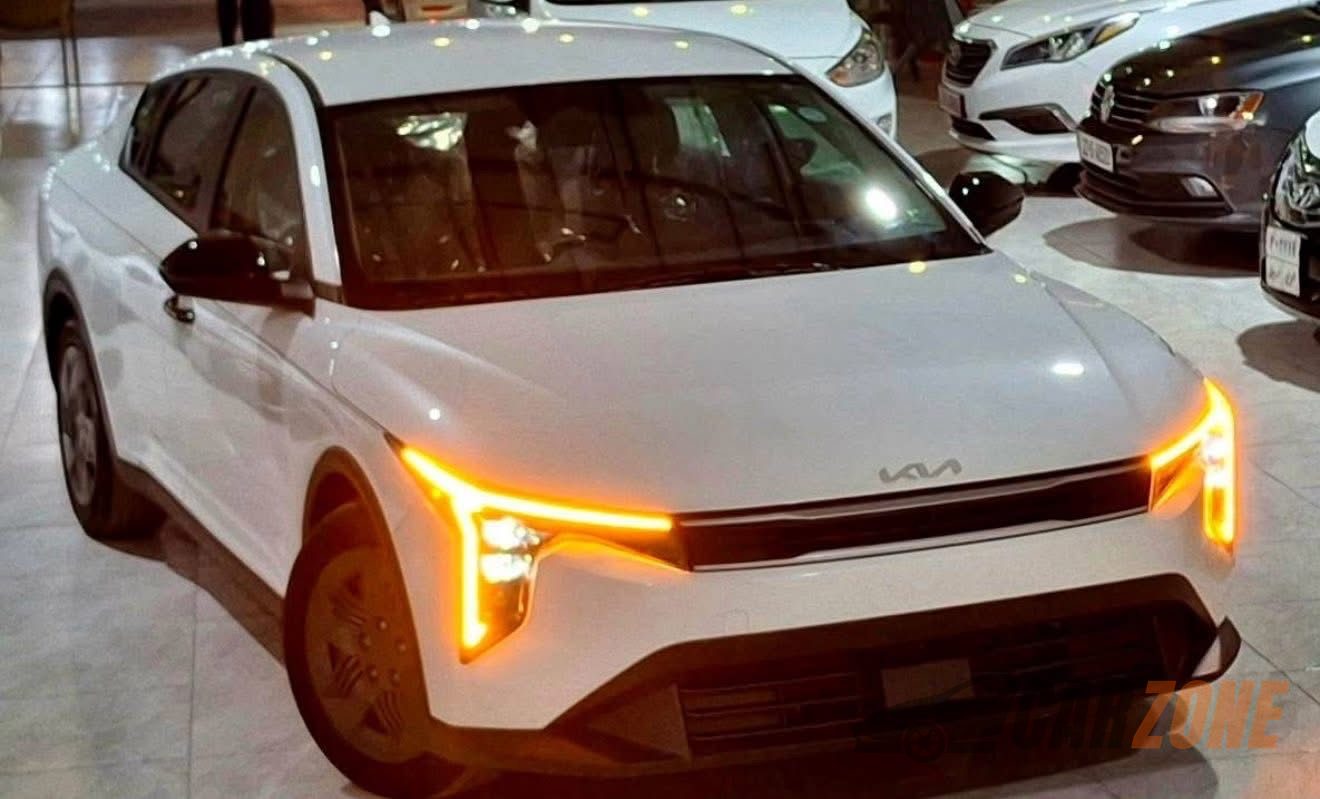 2025 كيا كي 4 SE thumbnail 2