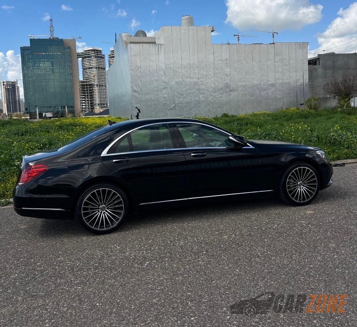 2014 مرسيدس الفئة C thumbnail 3