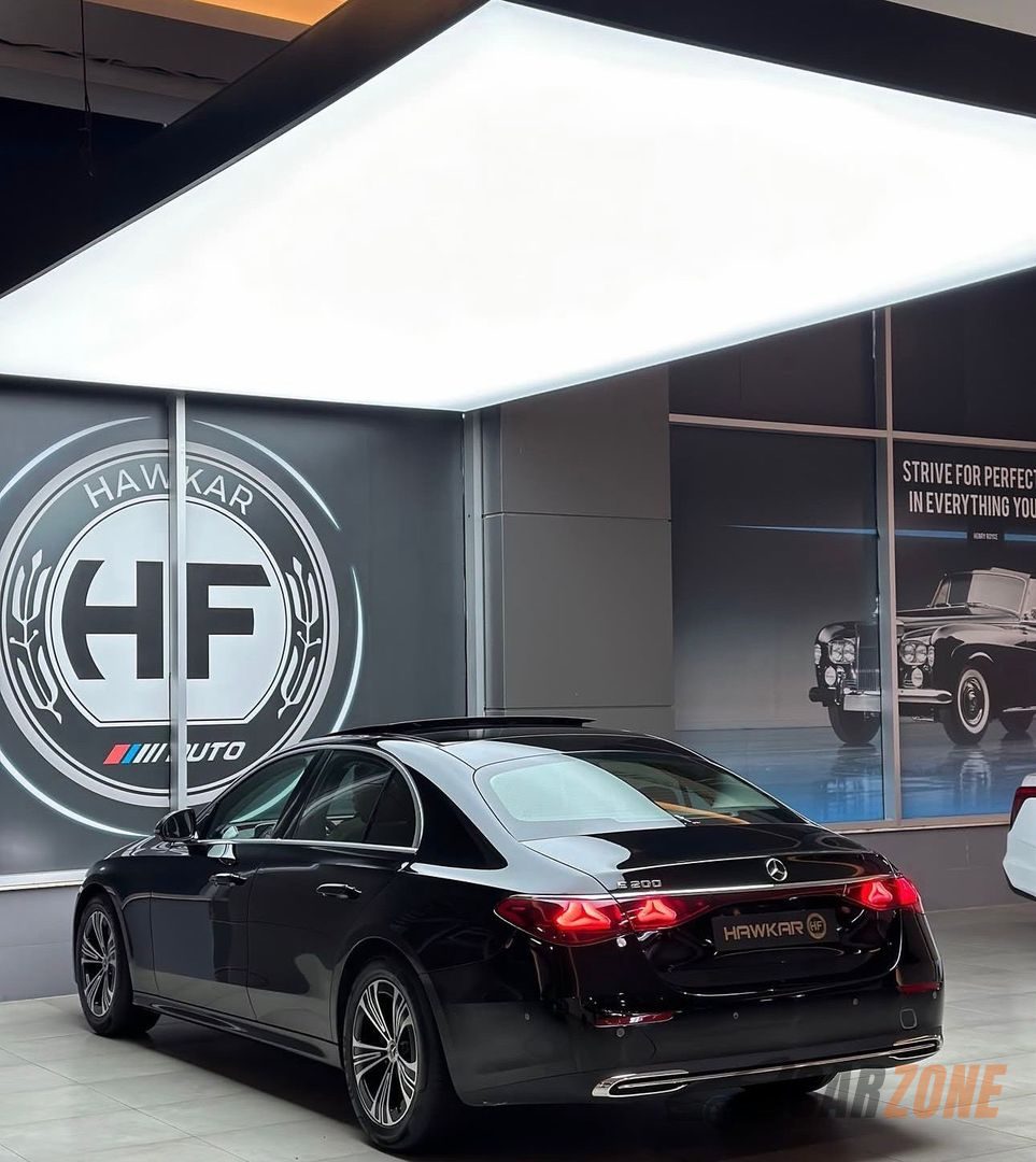 2025 مرسيدس الفئة E SE thumbnail 6