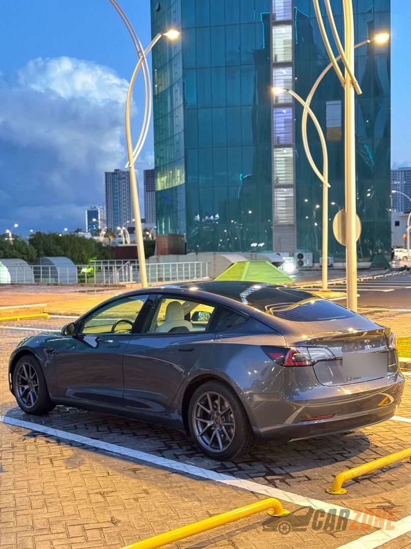 2022 تيسلا موديل 3 thumbnail 5