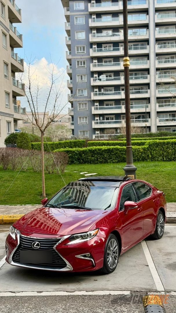 2015 لكزس ES350 thumbnail 4