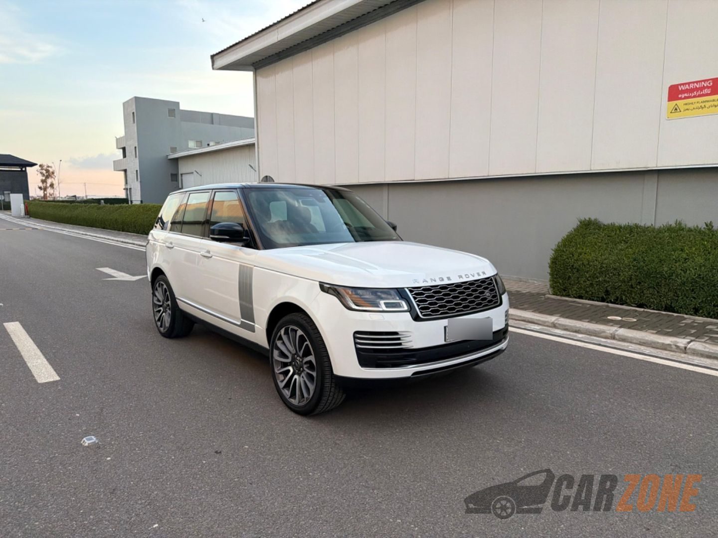 2018 Land Rover Range Rover Evoque thumbnail 2