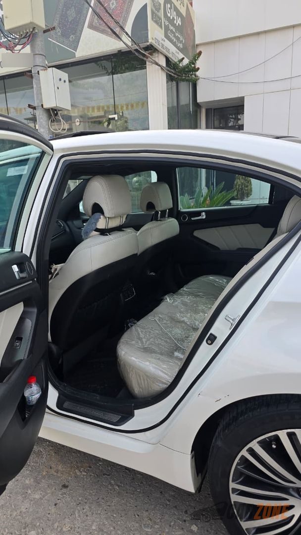 2012 کیا کادێنزا thumbnail 8