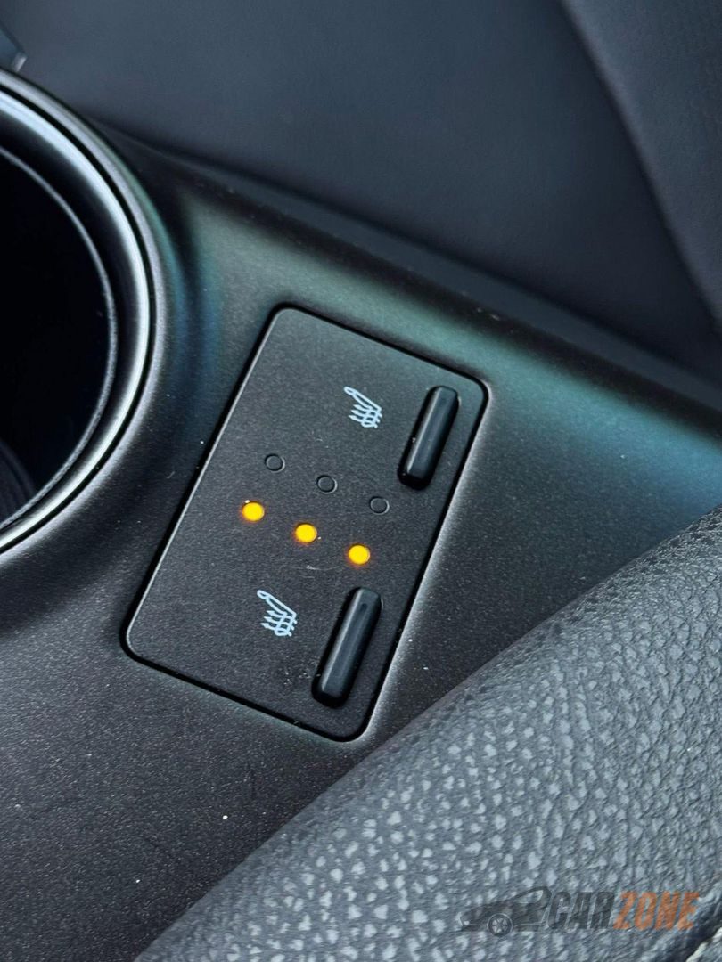 2024 Toyota Camry XSE thumbnail 8