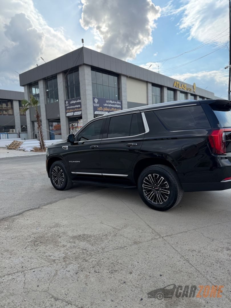 2025 GMC Yukon thumbnail 3