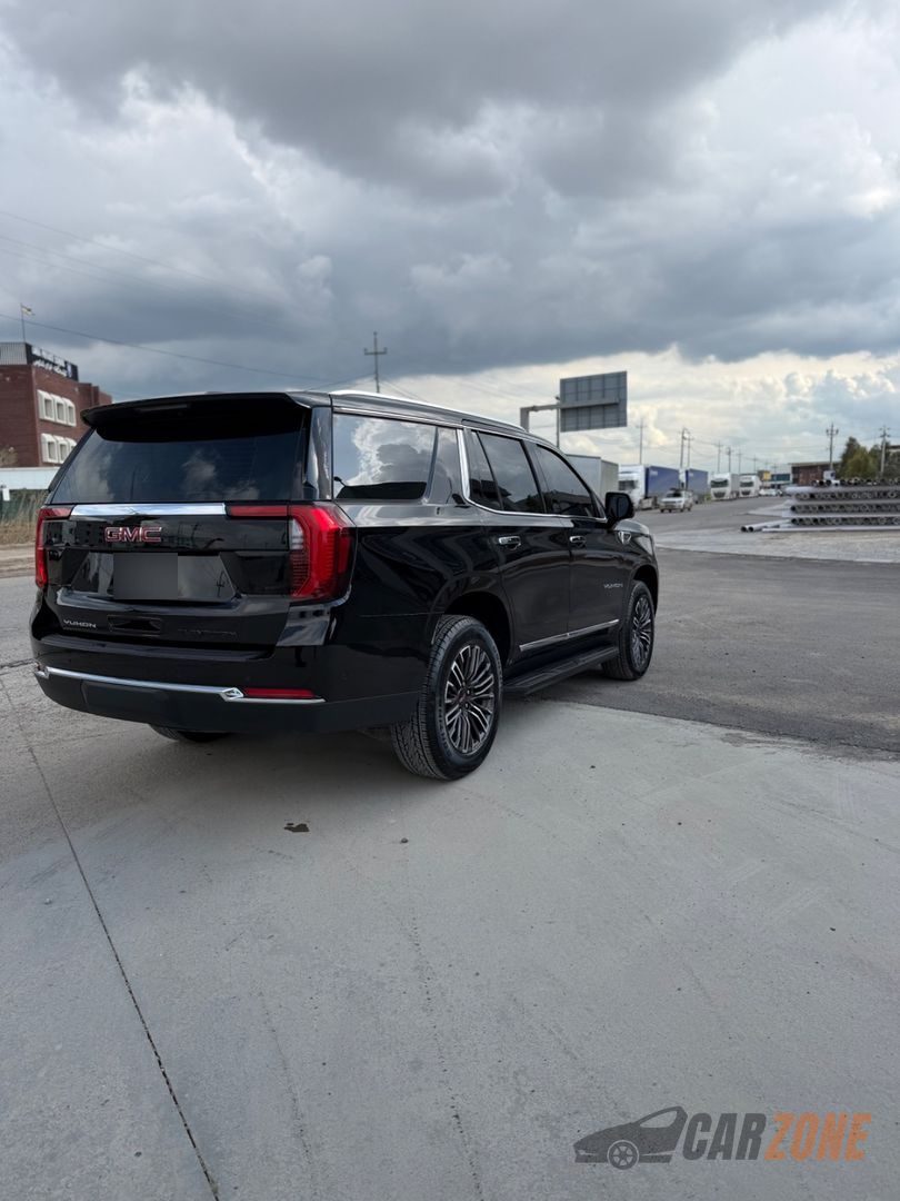 2025 GMC Yukon thumbnail 6