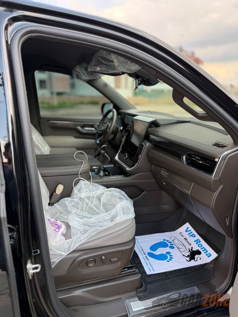 2025 GMC Yukon thumbnail 7