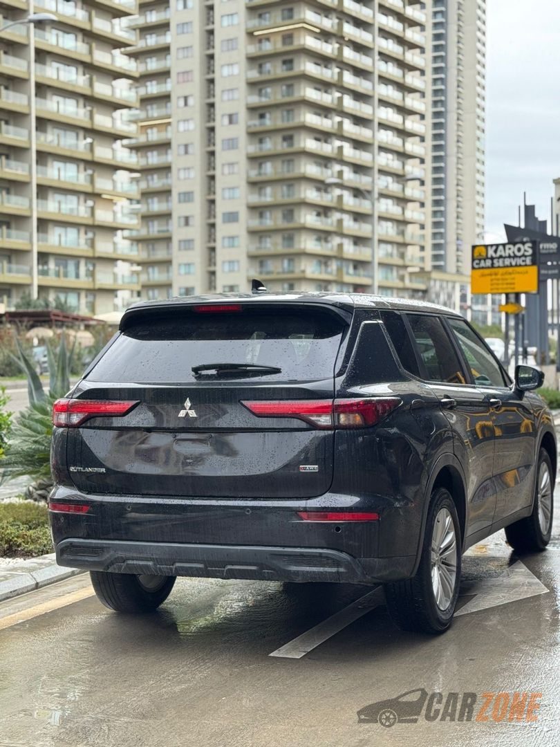 2024 ميتسوبيشي أوتلاندر thumbnail 5