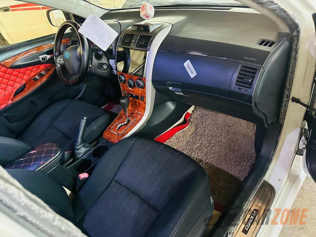 2013 Toyota Camry S thumbnail 5