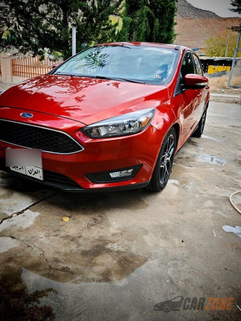 2018 فورد فوكس Base thumbnail 2