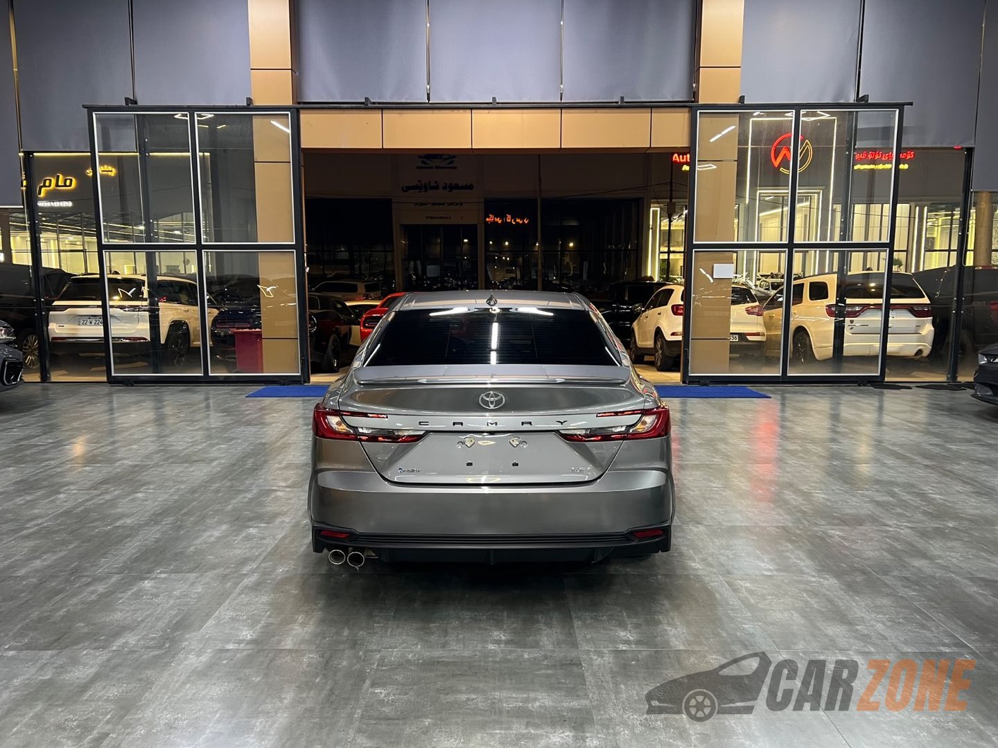2025 تويوتا كامري إس إي thumbnail 7