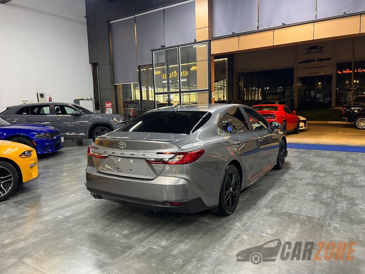 2025 تويوتا كامري إس إي thumbnail 8