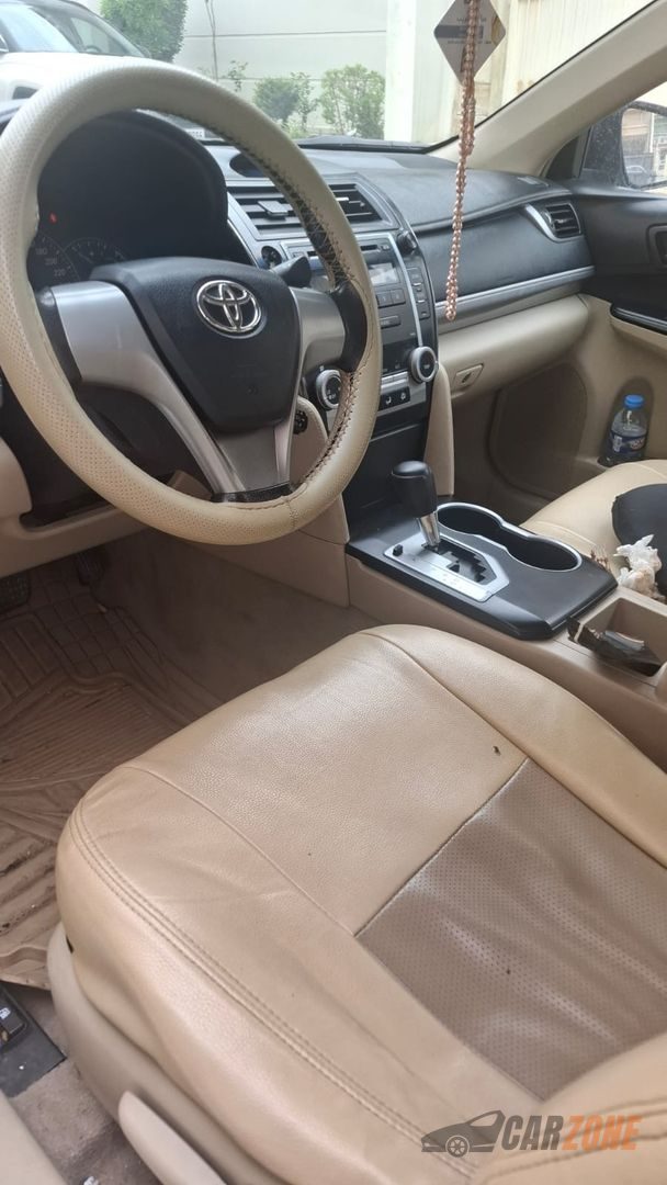 2014 تۆیۆتا کامری thumbnail 5