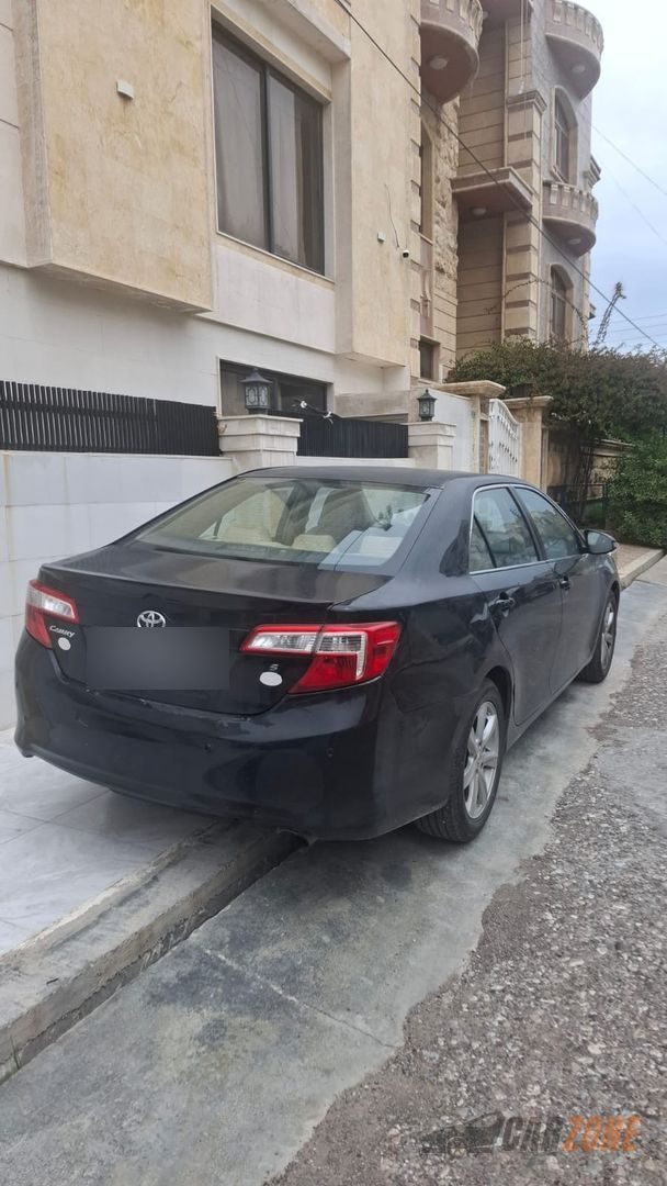 2014 تۆیۆتا کامری thumbnail 4