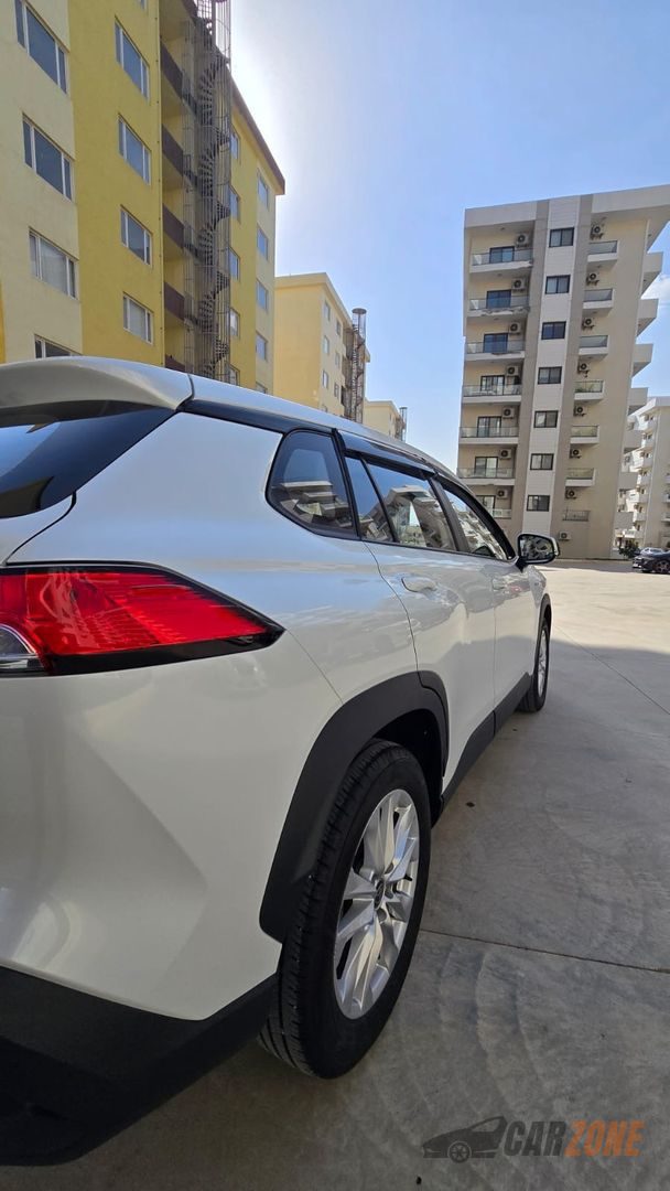 2025 تۆیۆتا کۆرۆلا کرۆس thumbnail 3