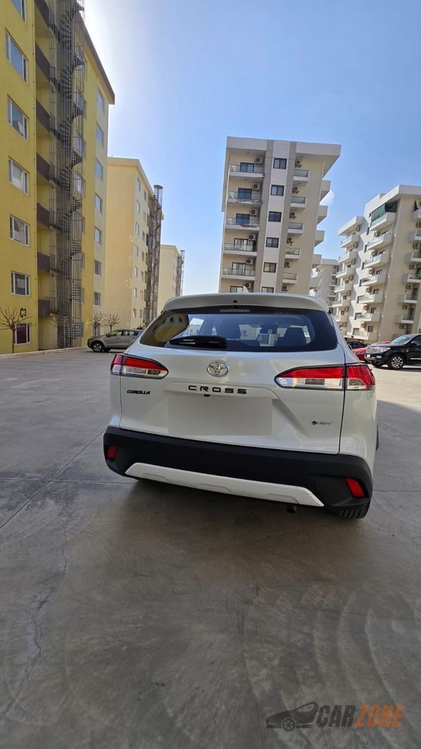 2025 تۆیۆتا کۆرۆلا کرۆس thumbnail 4