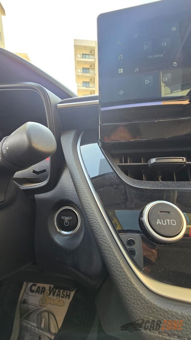 2025 تۆیۆتا کۆرۆلا کرۆس thumbnail 9