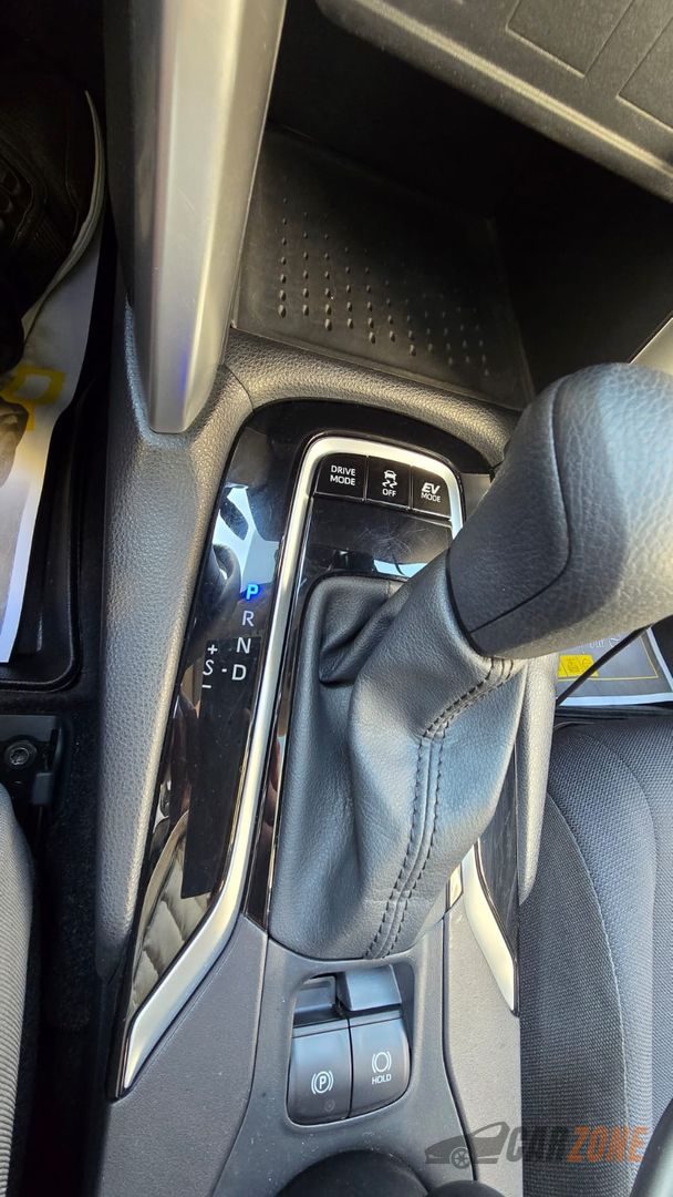 2025 تۆیۆتا کۆرۆلا کرۆس thumbnail 10