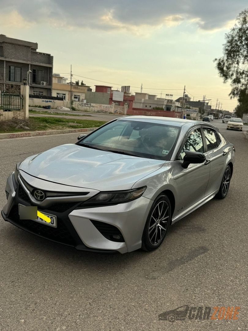 2021 تويوتا كامري S thumbnail 4