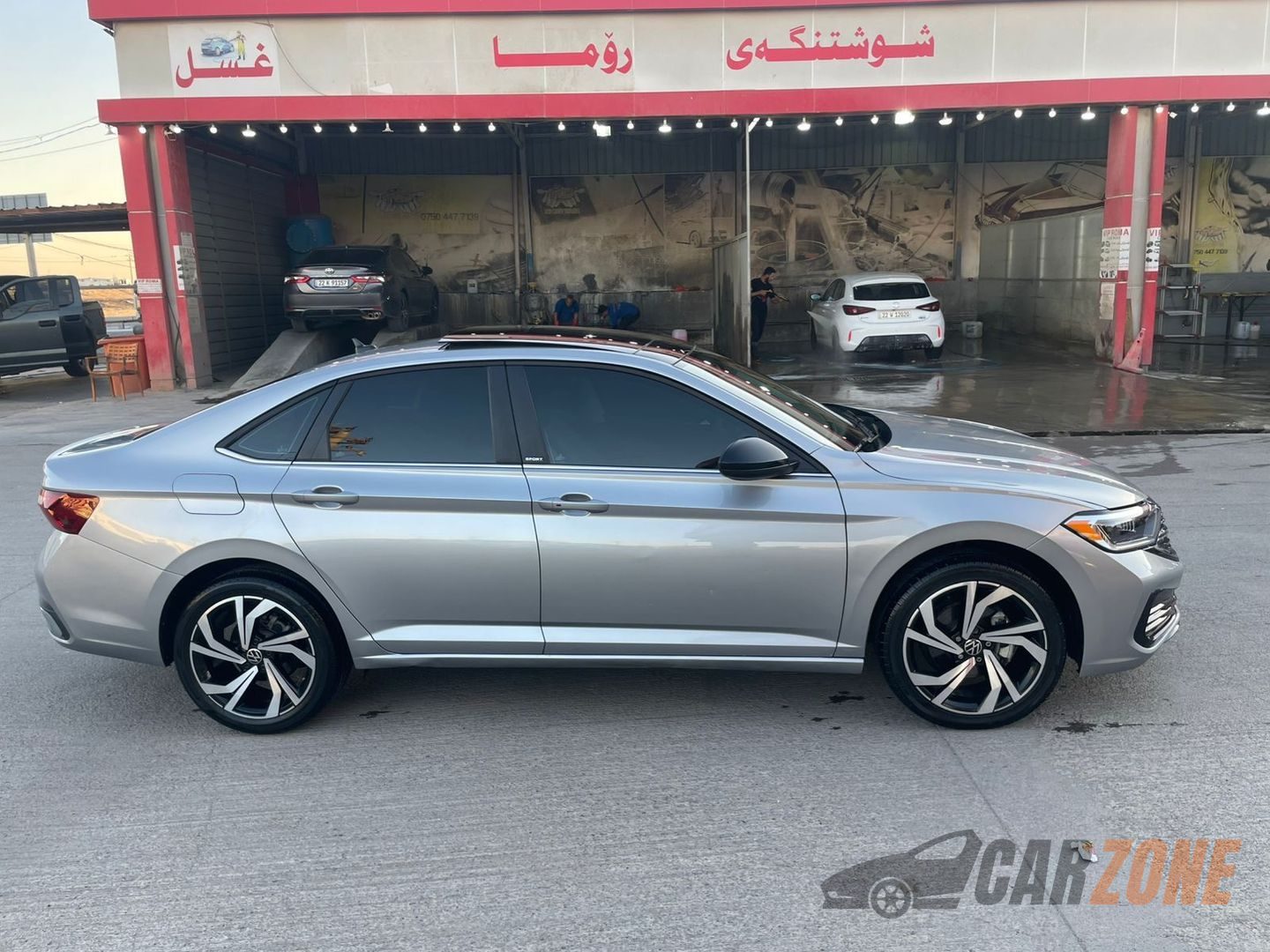 2025 Volkswagen Jetta thumbnail 2