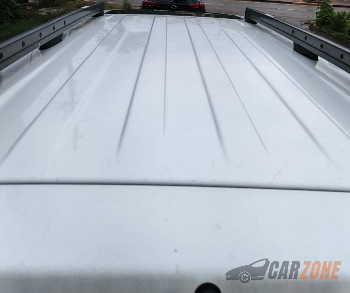 2010 نیسان پاتفایندەر SE thumbnail 4