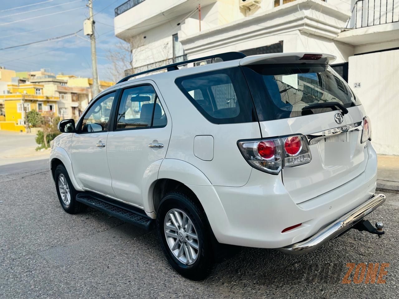 2014 تويوتا فورتشنر thumbnail 5