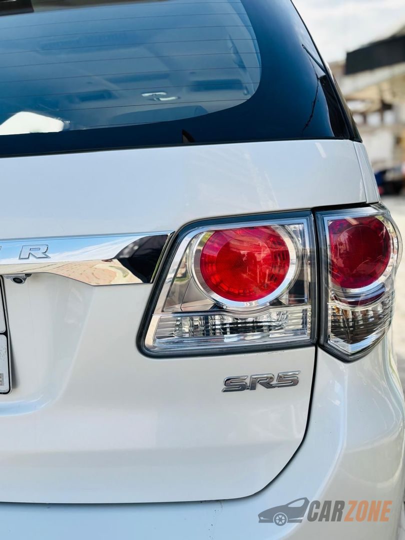 2014 تويوتا فورتشنر thumbnail 7