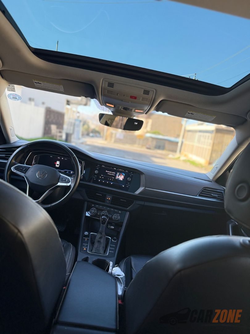 2023 فولكس واغن جيتا SEL thumbnail 5