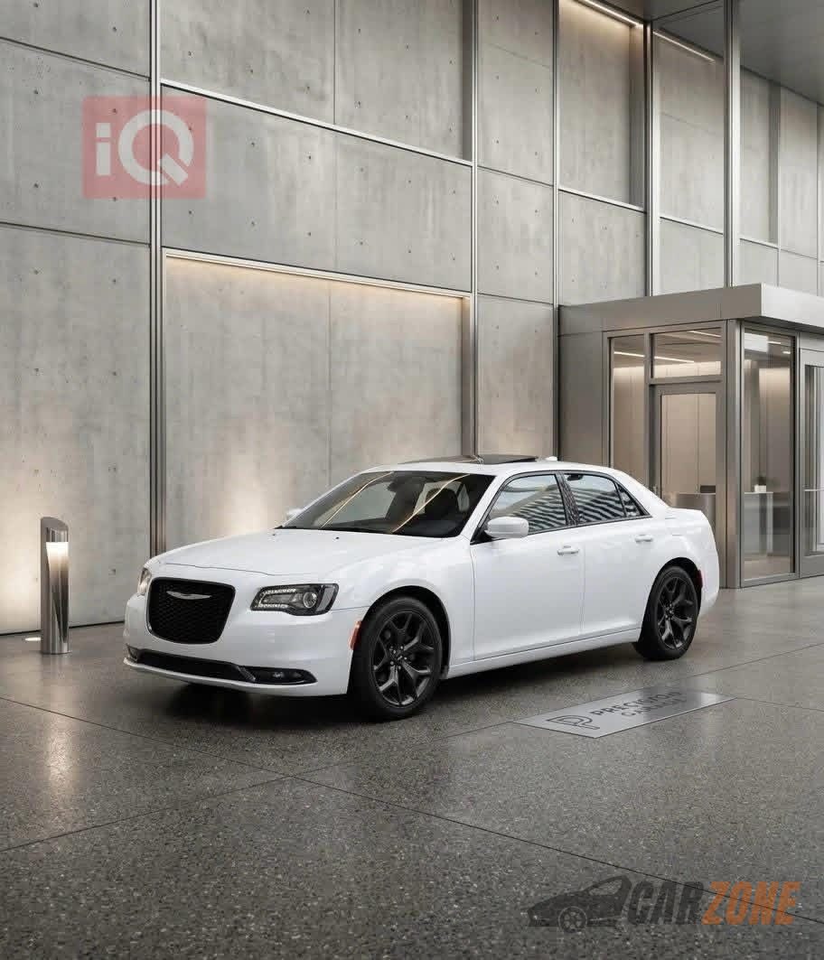 2023 کرایسلەر 300 S thumbnail 2