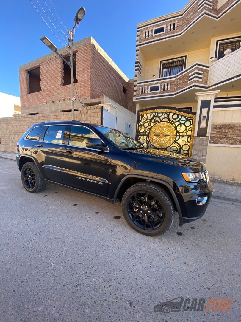 2021 جيب جراند شيروكي Laredo thumbnail 2