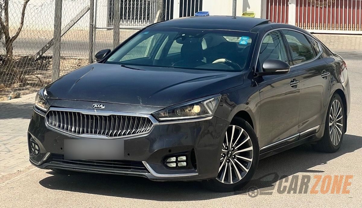 2017 كيا كادنزا Limited thumbnail 5