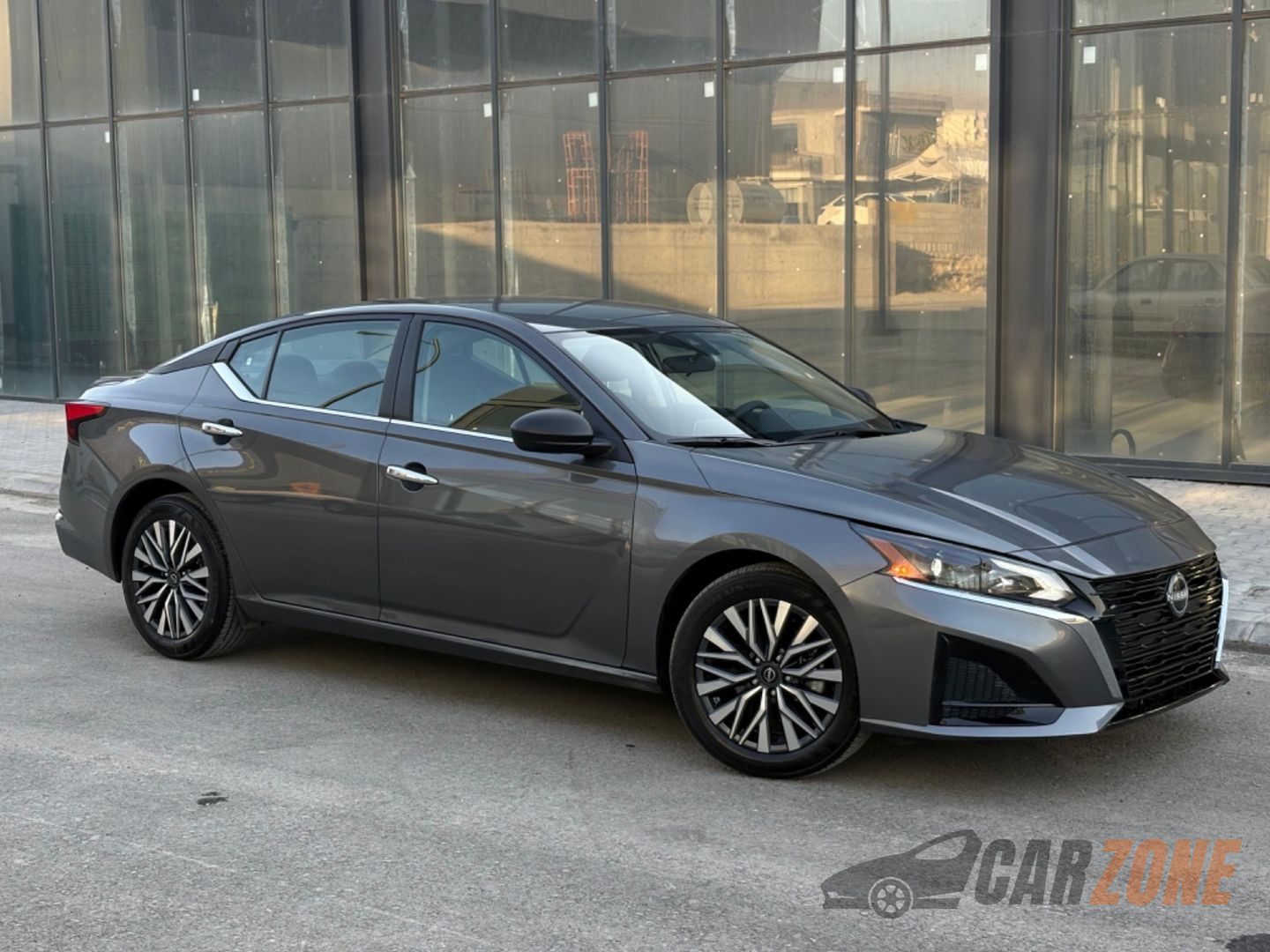 2025 نیسان ئالتیما SV thumbnail 2