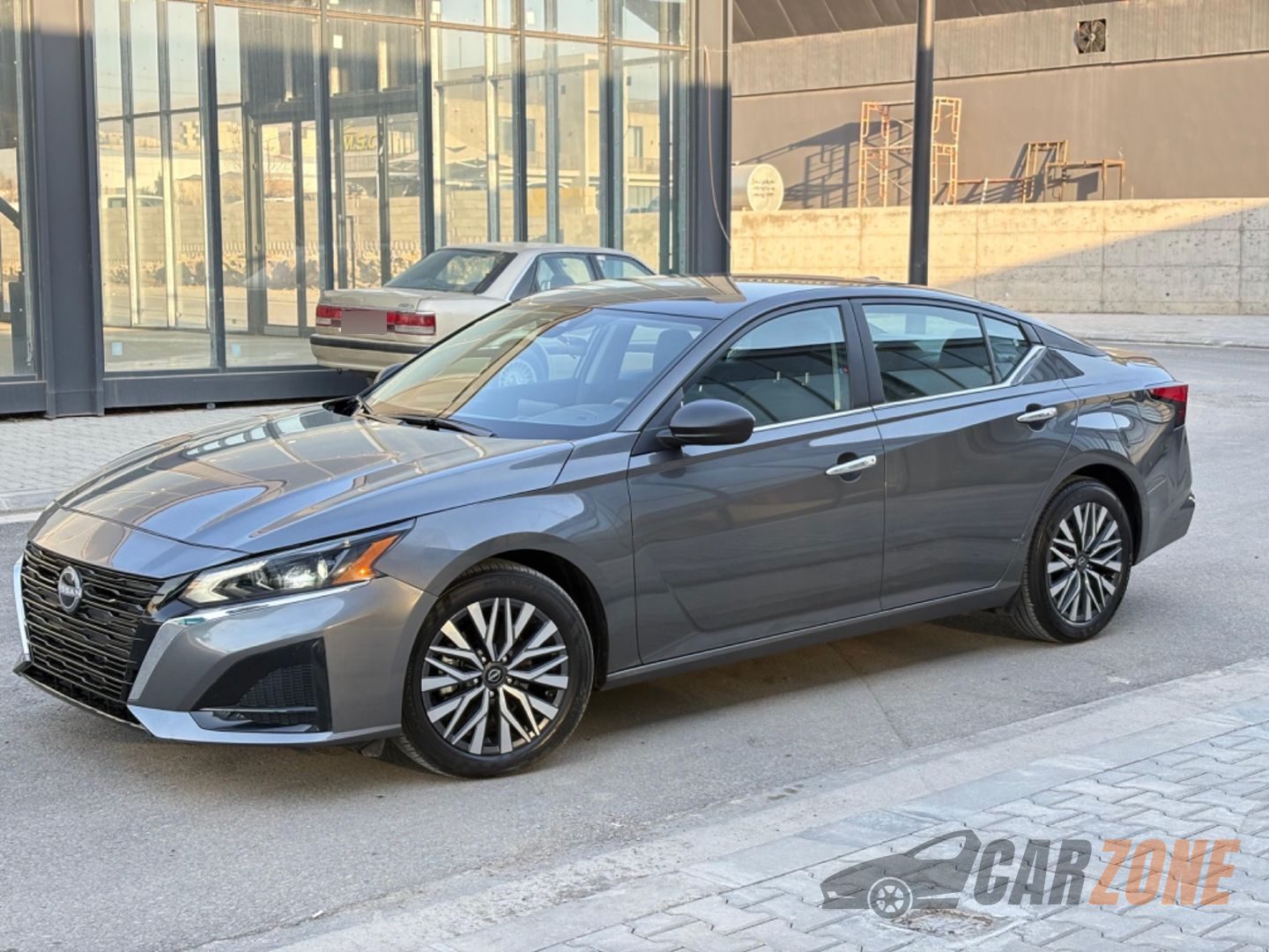 2025 نیسان ئالتیما SV thumbnail 3